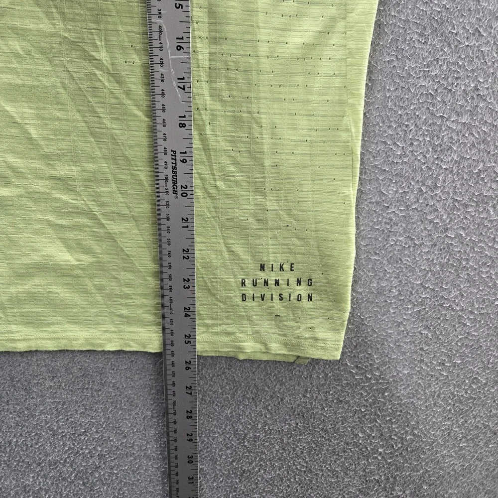 Nike Women Tank‎ Top L Neon Yellow Activewear DRI-FIT ADV Scoop Neck Pullover